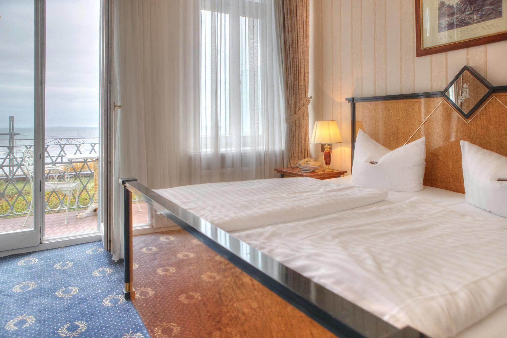 Seetelhotel Strandhotel Atlantic 塞巴特黑灵斯多夫 外观 照片