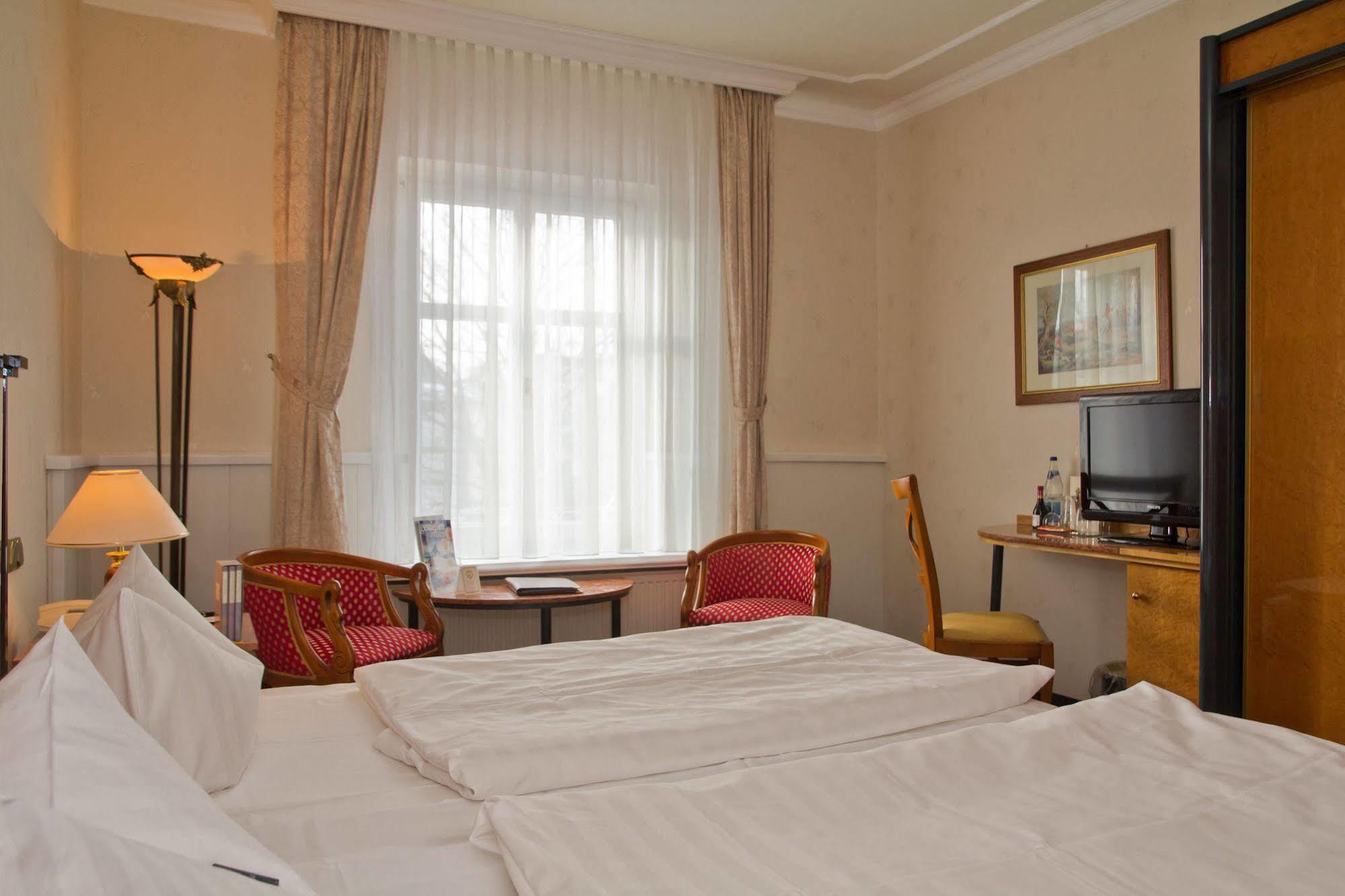 Seetelhotel Strandhotel Atlantic 塞巴特黑灵斯多夫 外观 照片